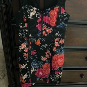 NWT Guess Black Floral Dress Size 4